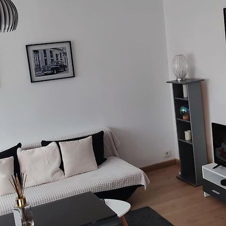 Appartamento Quartier Des Emailleurs-T4 Avec Balcon Et Garage Limoges Esterno foto